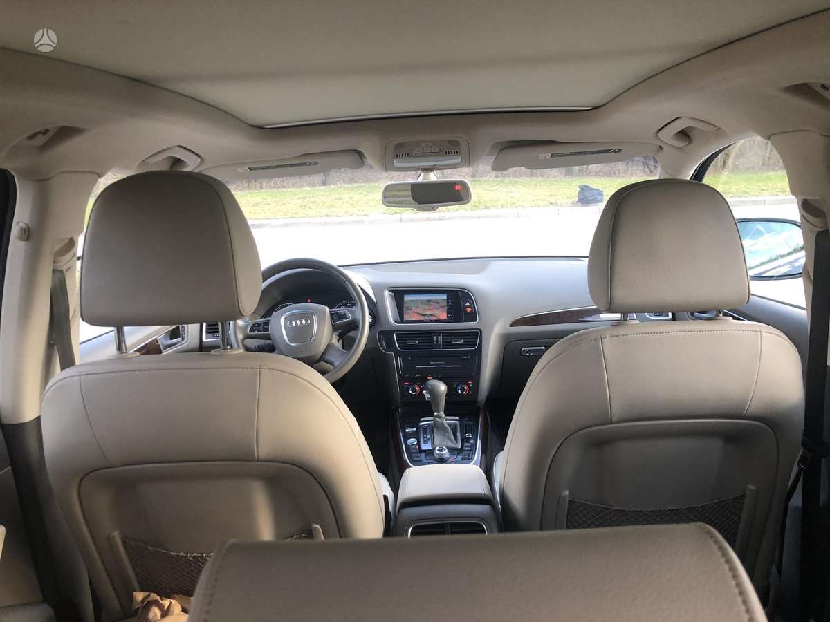Audi Q5, 2.0 l., Внедорожник / Кроссовер