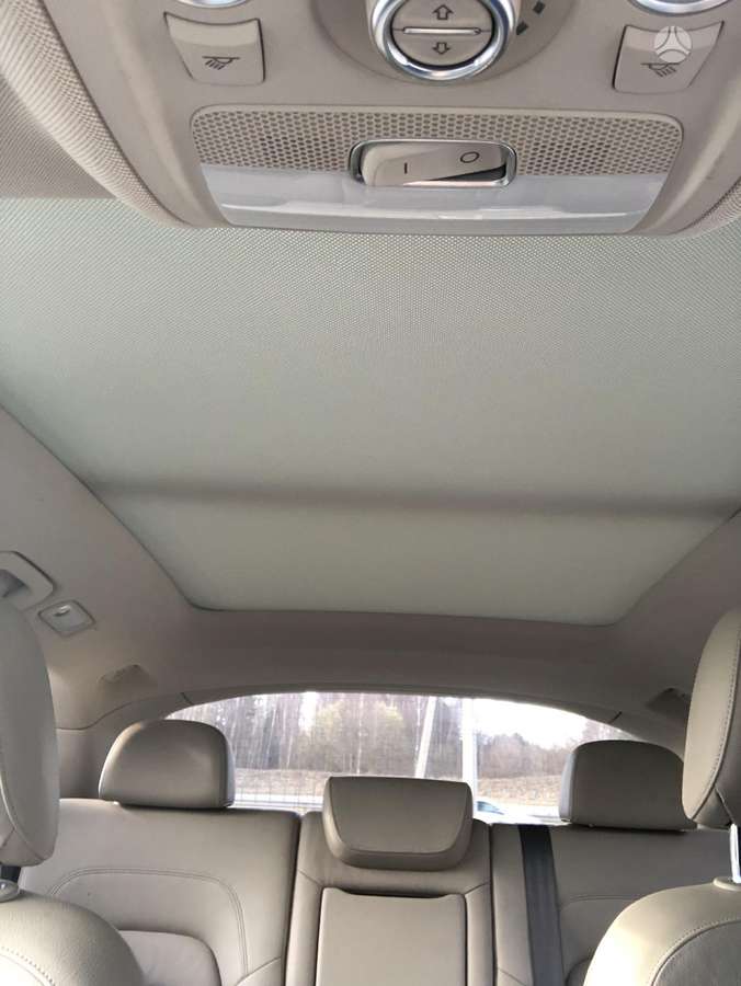 Audi Q5, 2.0 l., off-road / crossover