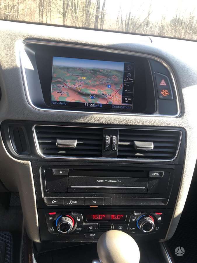 Audi Q5, 2.0 l., Внедорожник / Кроссовер
