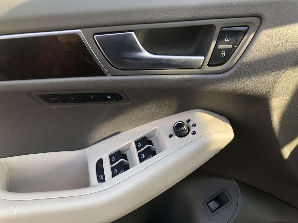 Audi Q5, 2.0 l., Внедорожник / Кроссовер