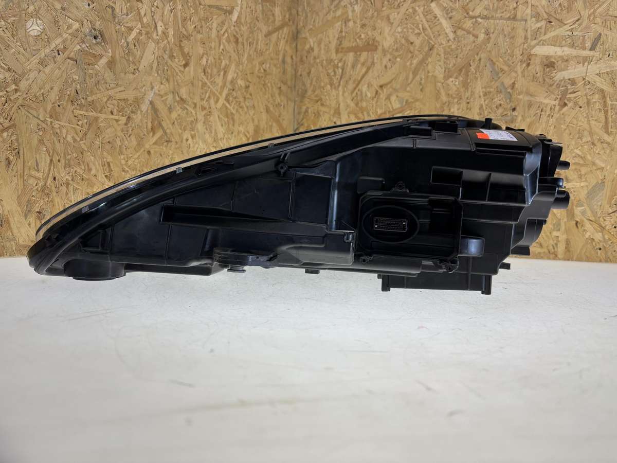 Porsche Macan, 95B941010AP, Cen25013