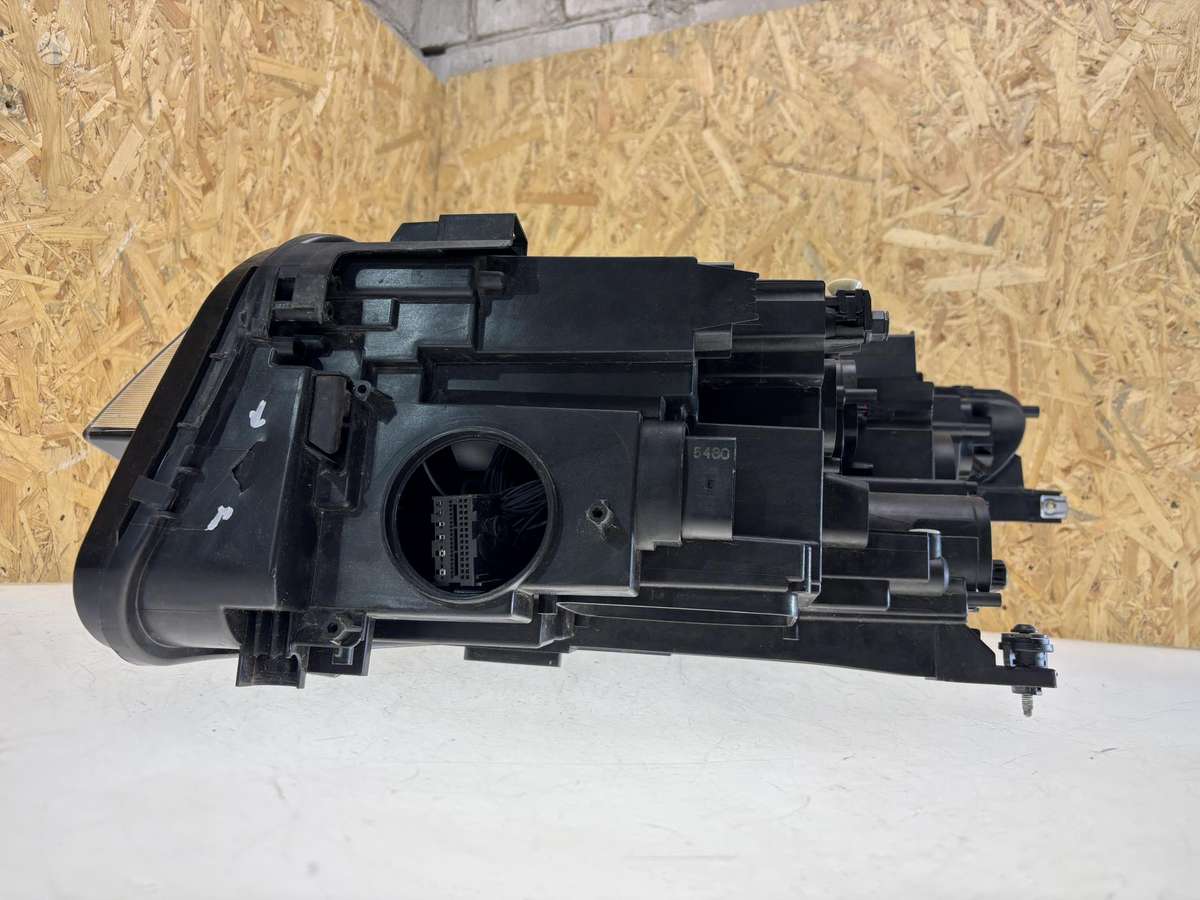 Volkswagen Tiguan, 5NB941082C, Cen25035