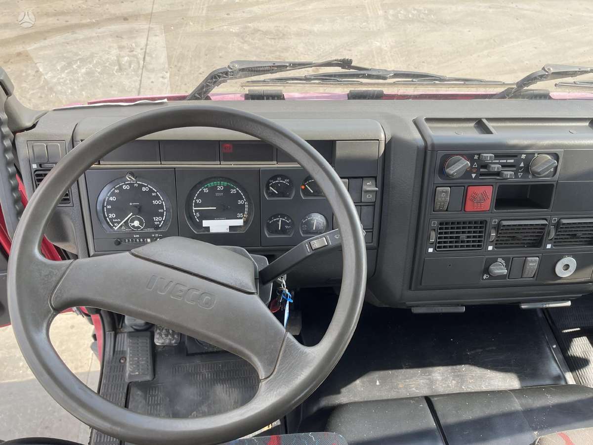 Iveco ML1, bortiniai