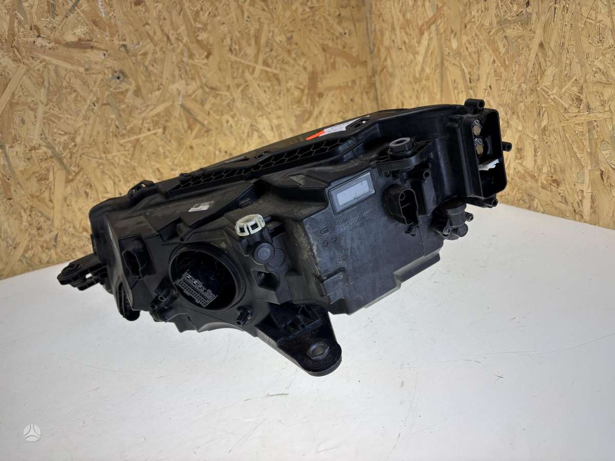 Skoda Superb, 3V1941016D, Cen25064