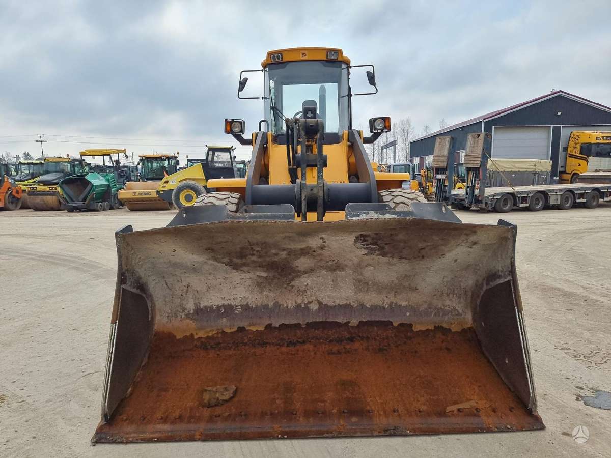 JCB 436 Z, frontaliniai krautuvai