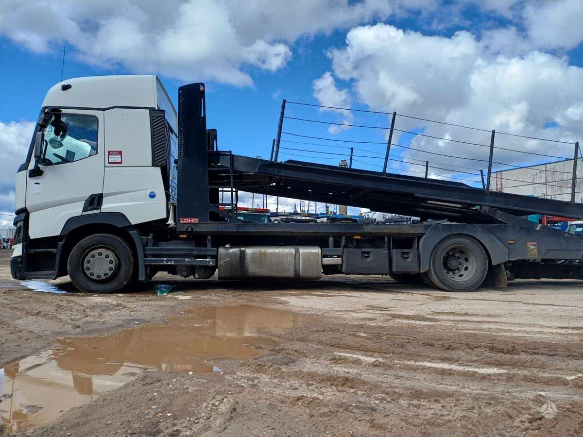 Renault +LOHR 2007, auto transporters