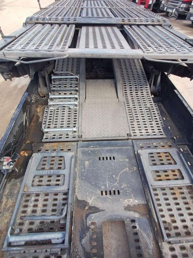 Renault +LOHR 2007, auto transporters