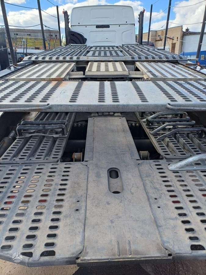 Renault +LOHR 2007, auto transporters