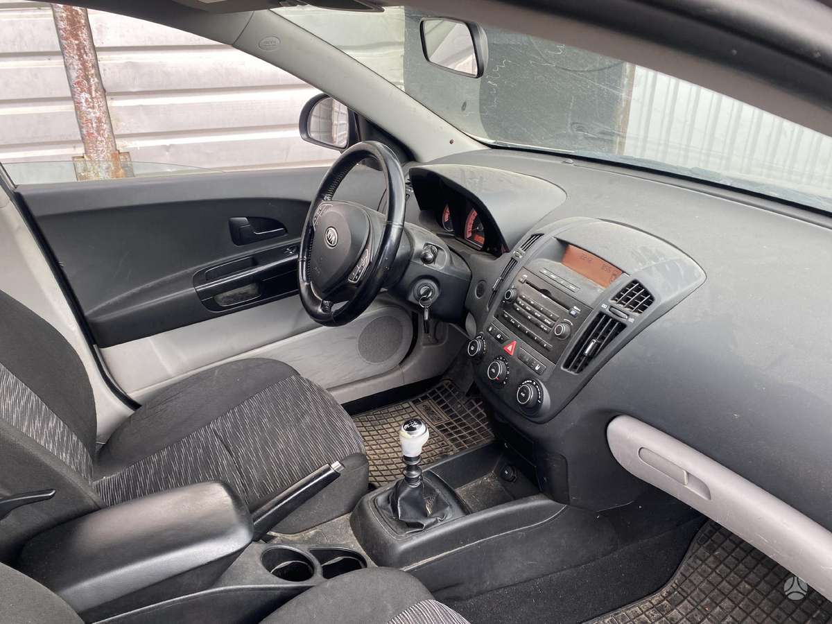 Kia Ceed for parts