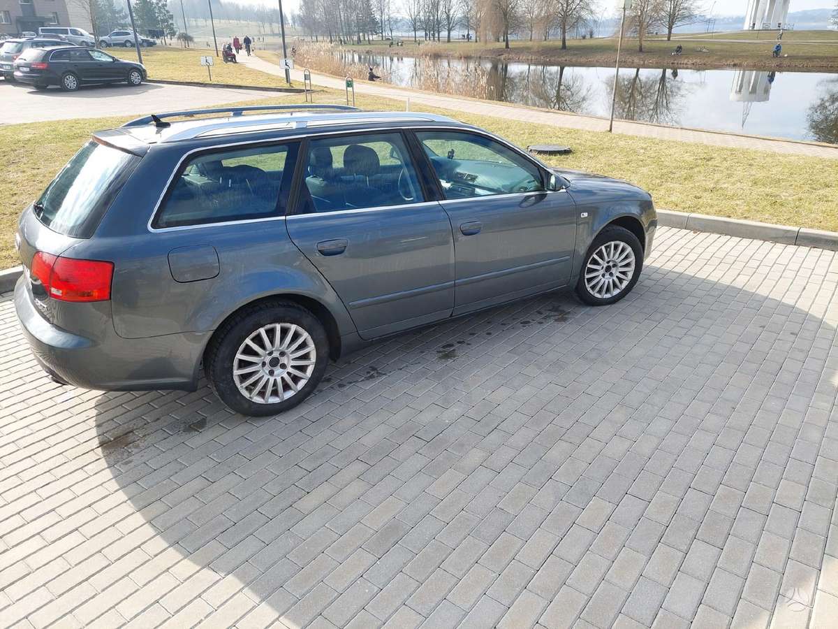 Audi A4, 2.5 l., Седан