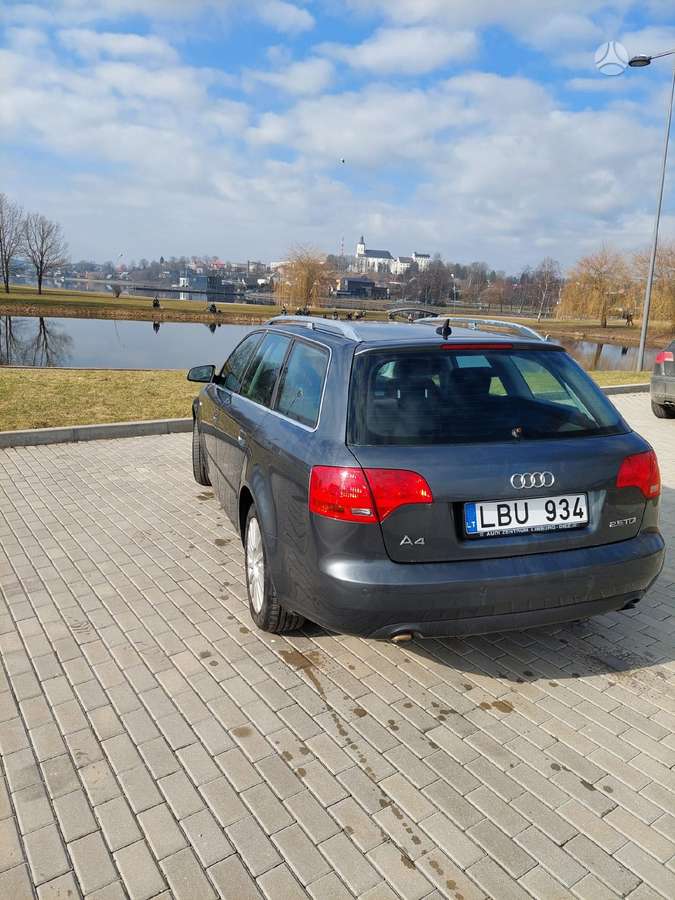 Audi A4, 2.5 l., Седан