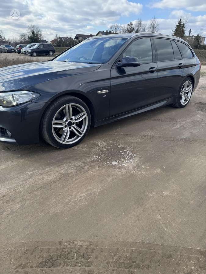 BMW 520 dalimis
