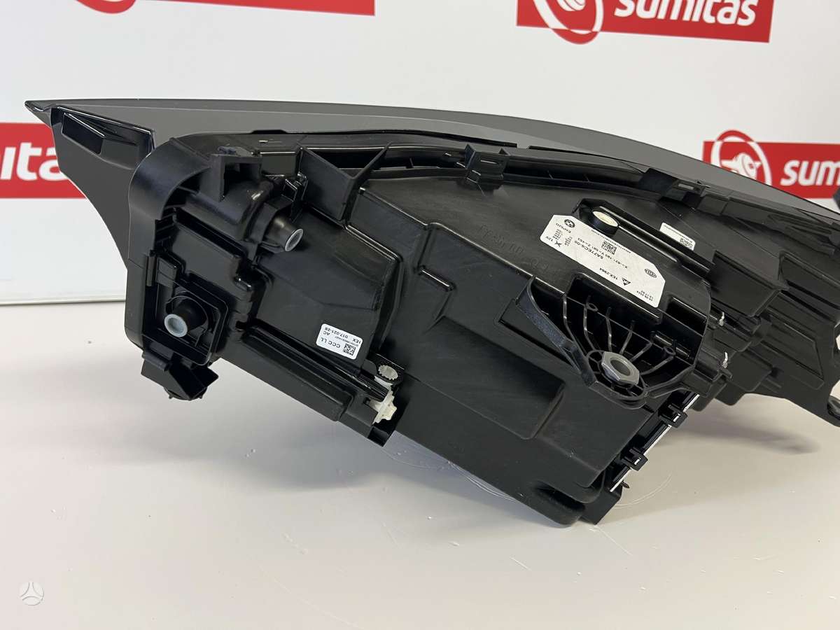 BMW X2, 5A77EC5-04  5A77EC6- 05, lights