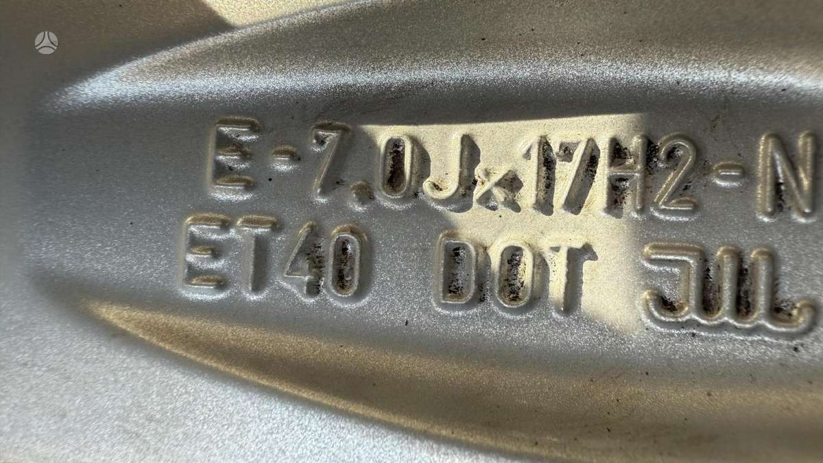 Volkswagen Passat, light alloy, R17
