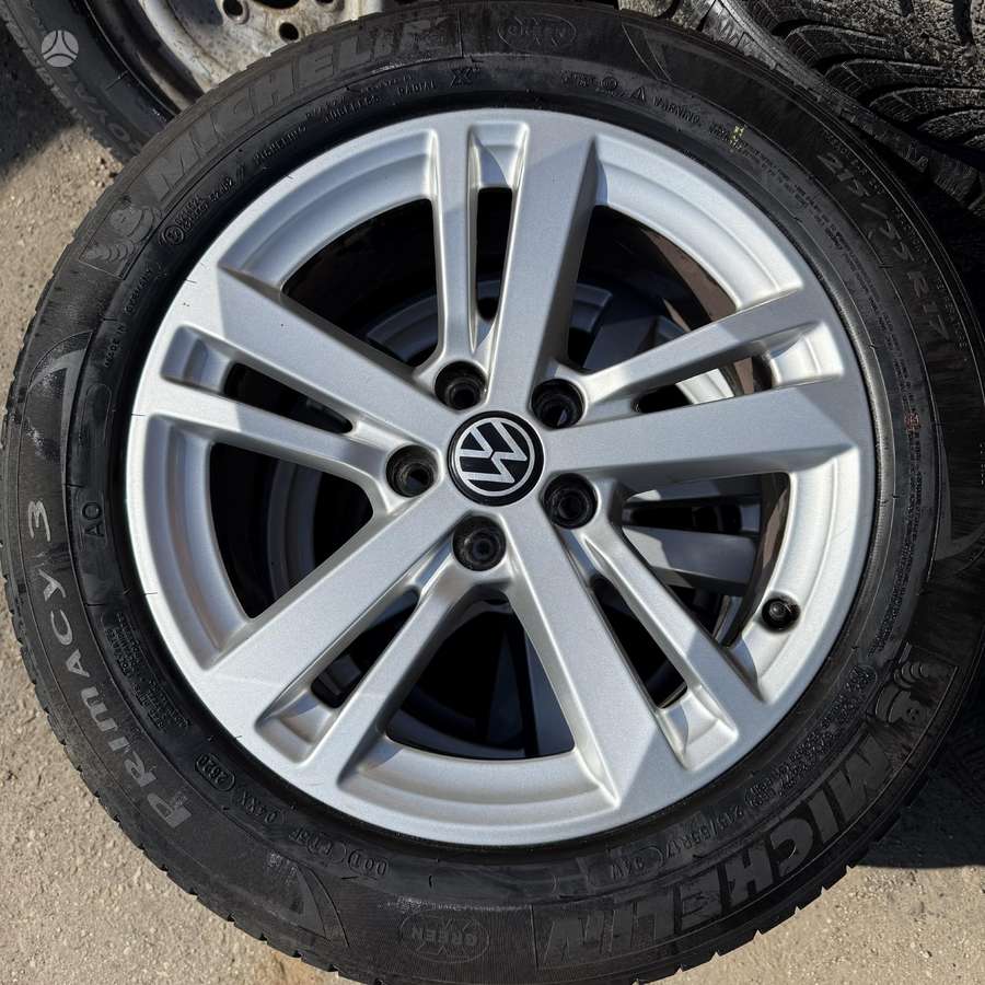 Volkswagen Passat, light alloy, R17