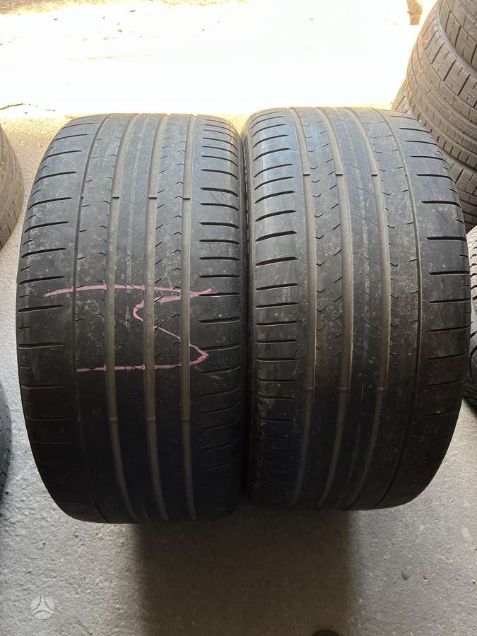 Pirelli P zero PZ4, summer 295/35 R22