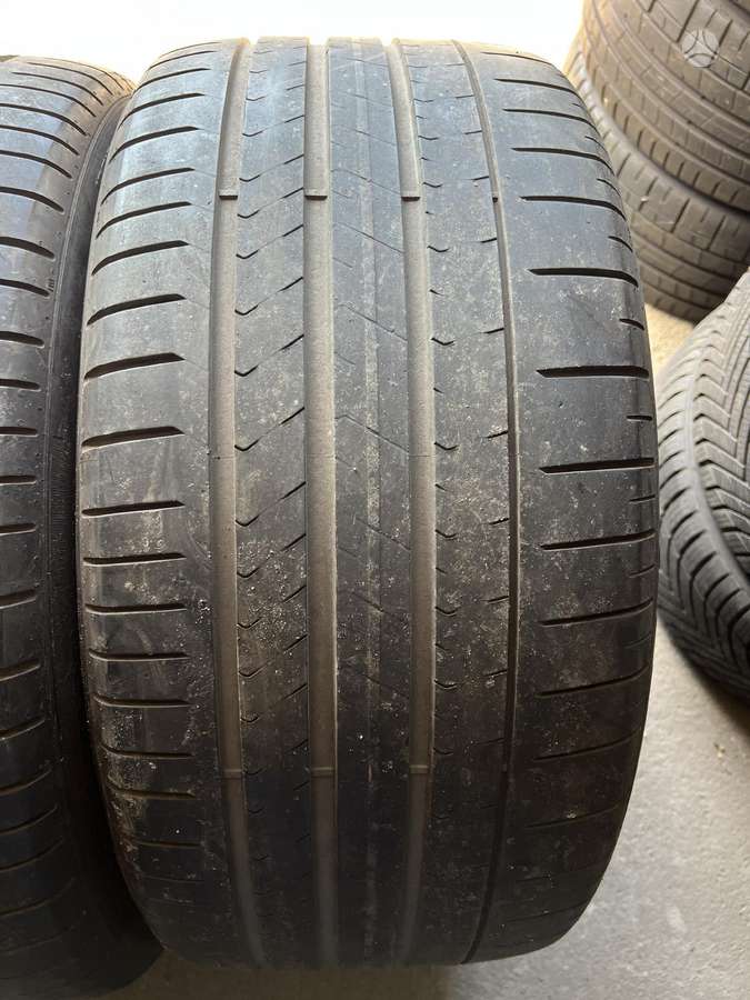Pirelli P zero PZ4, vasarinės 295/35 R22