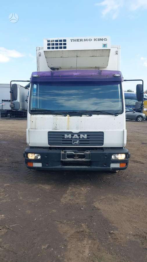 MAN Le8.180, trucks