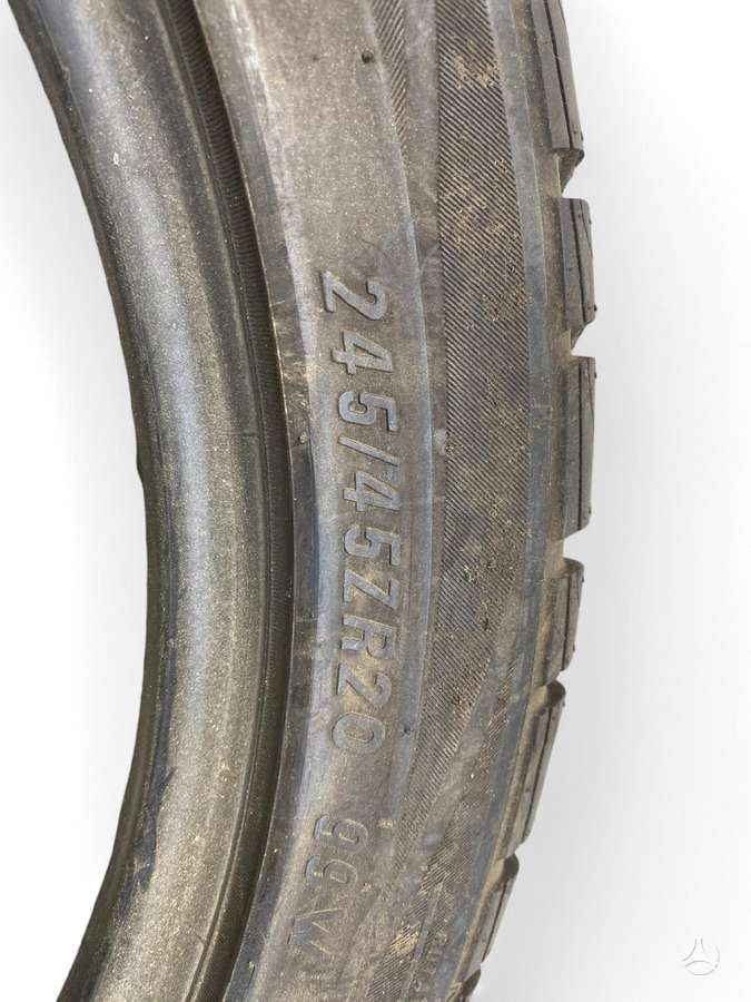 Maxxis, vasaras 245/45 R20