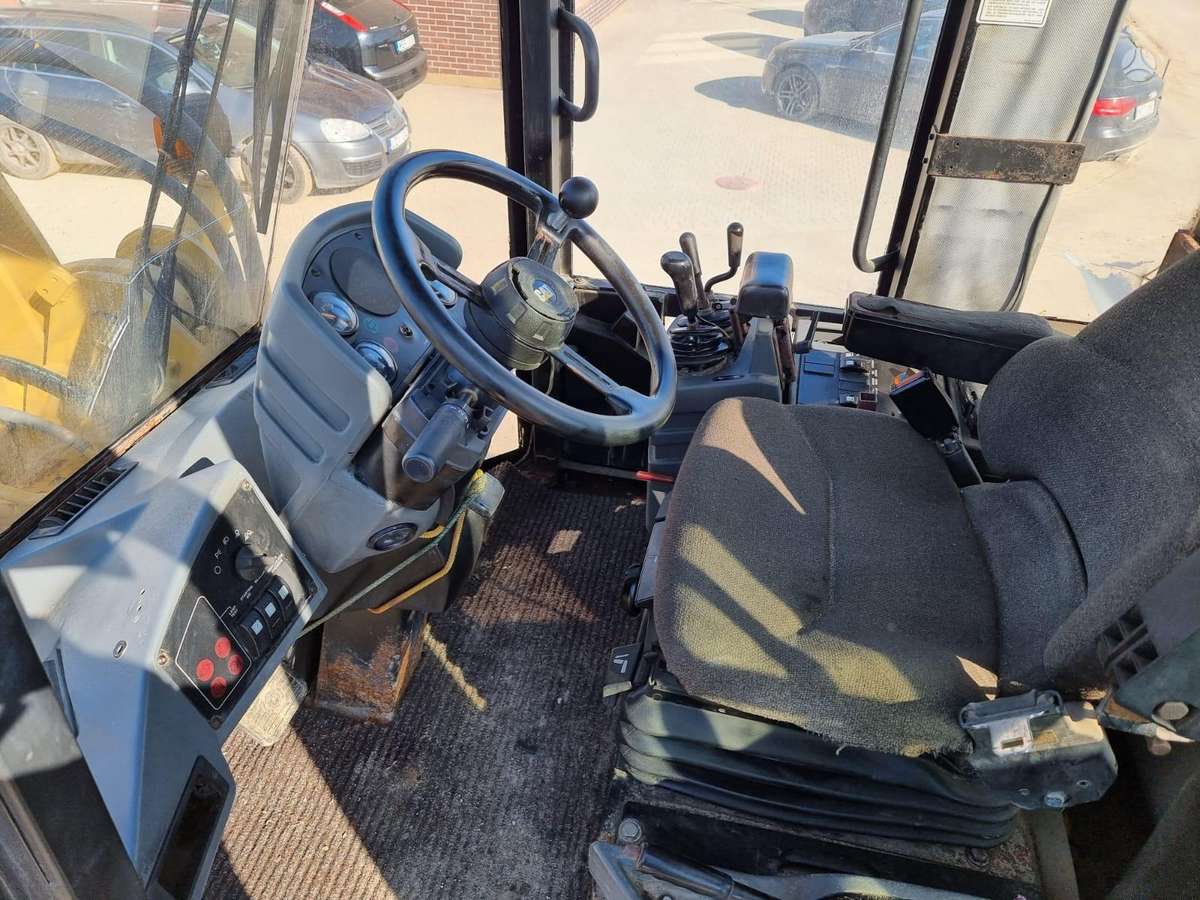 Caterpillar CAT IT28G, frontal loader