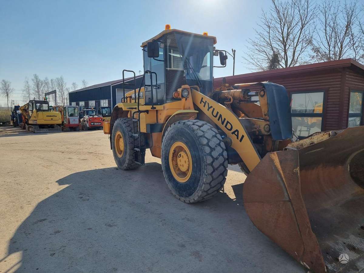 Hyundai HL 757-7, frontal loader