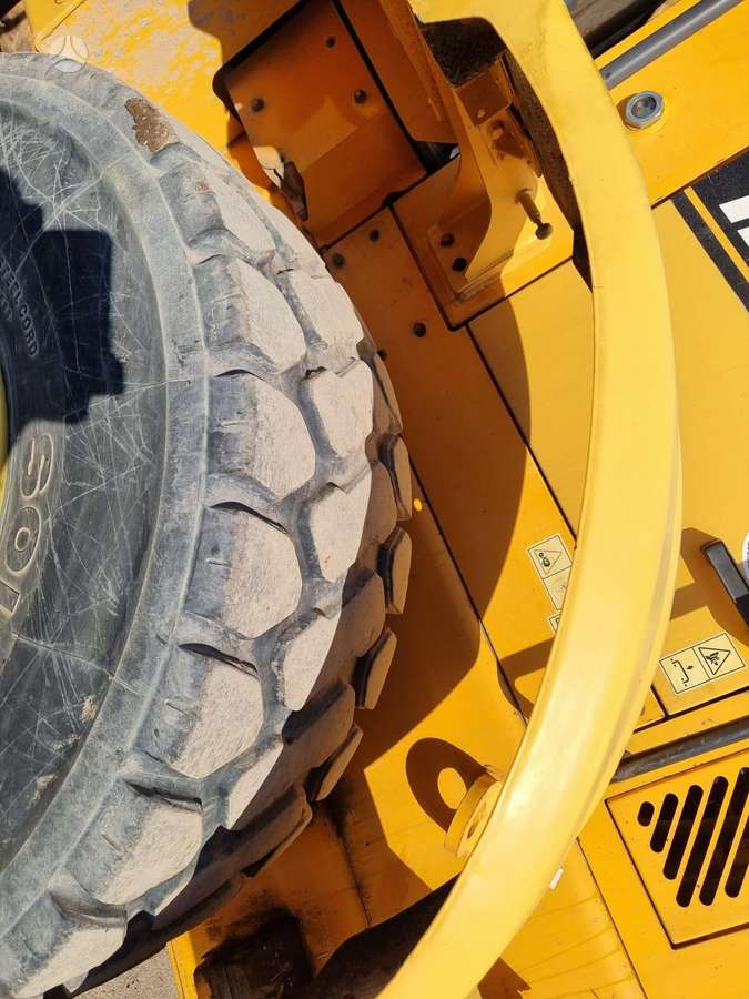 Hyundai HL 757-7, frontal loader