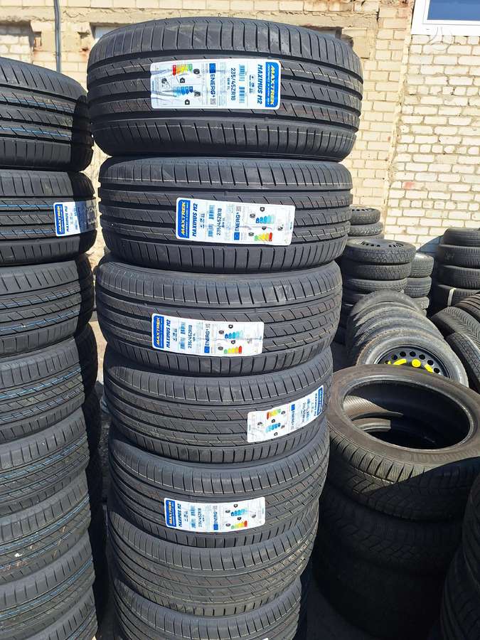 Maxtrek, летние 235/45 R18