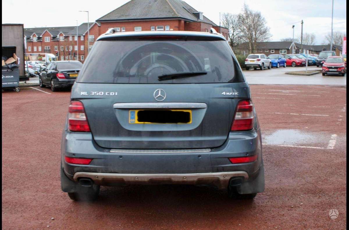 Mercedes-Benz ML350