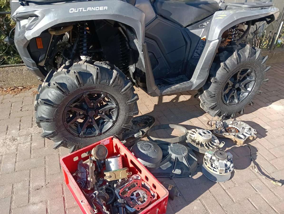 Can-Am Outlander, квадроциклы