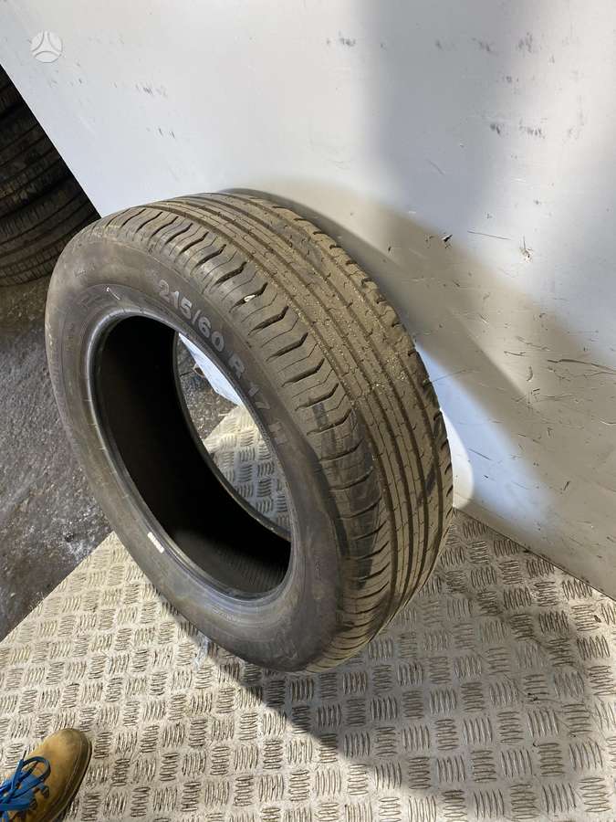 Continental, летние 215/60 R17