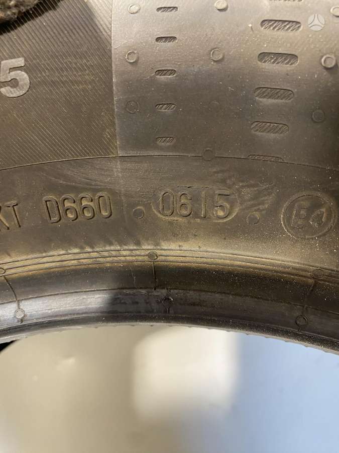 Continental, летние 215/60 R17