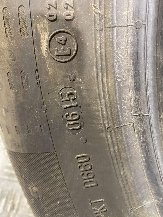 Continental, летние 215/60 R17