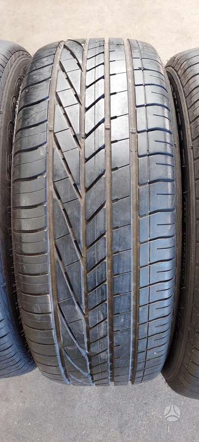 Goodyear, summer 235/55 R19