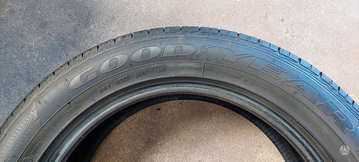 Goodyear, summer 235/55 R19