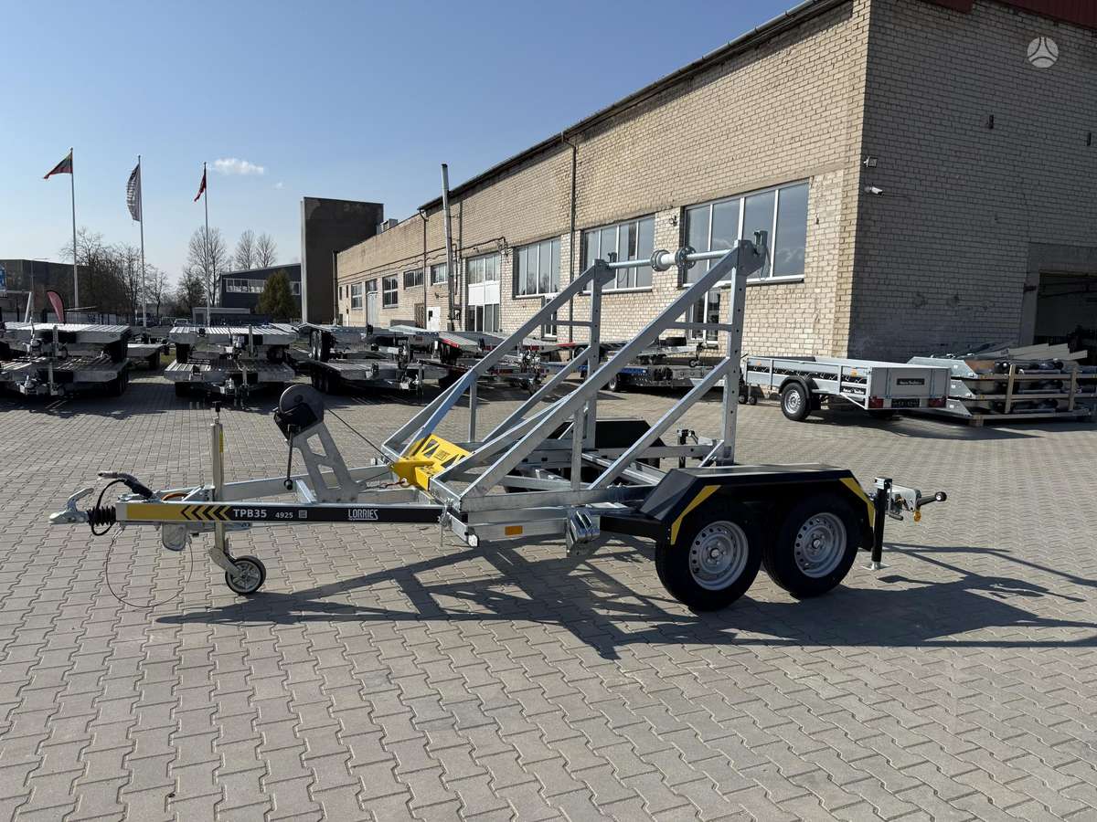 LORRIES TPB35, spec. piekabe un puspiekabe