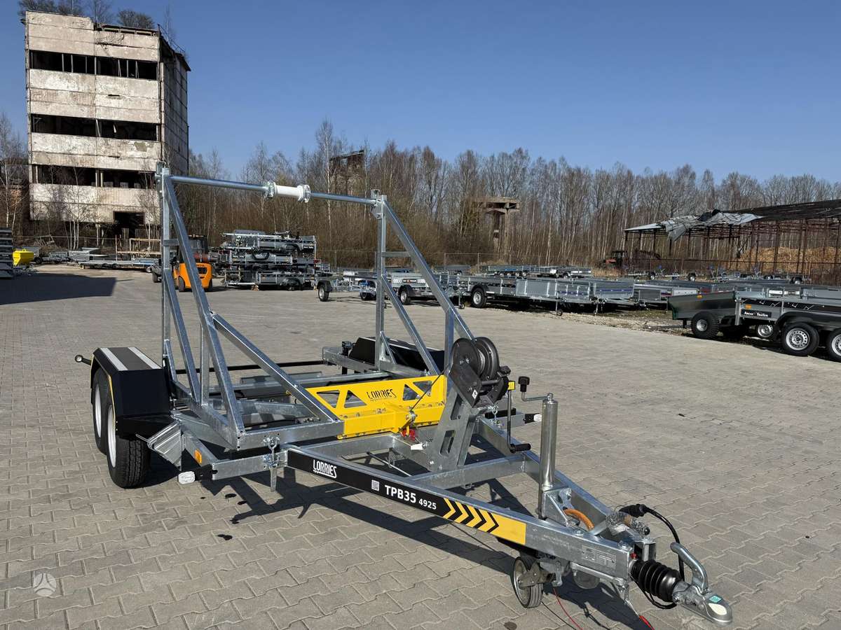 LORRIES TPB35, spec. piekabe un puspiekabe