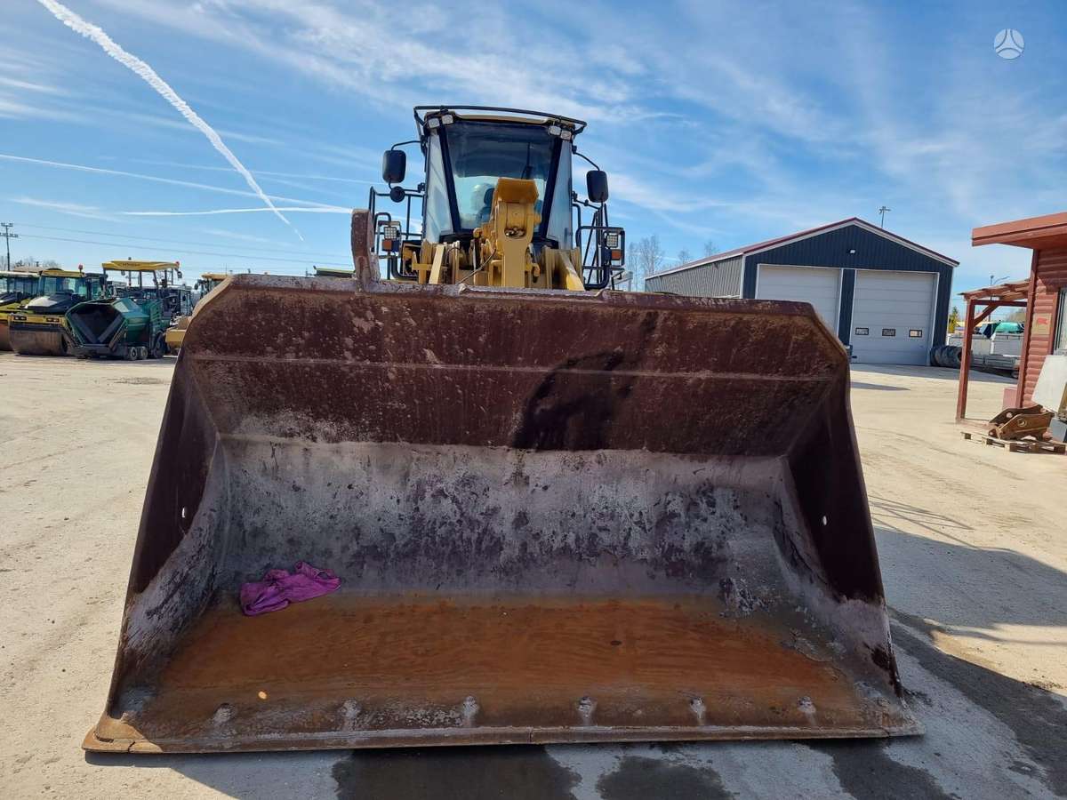 Caterpillar 972K, frontal loader