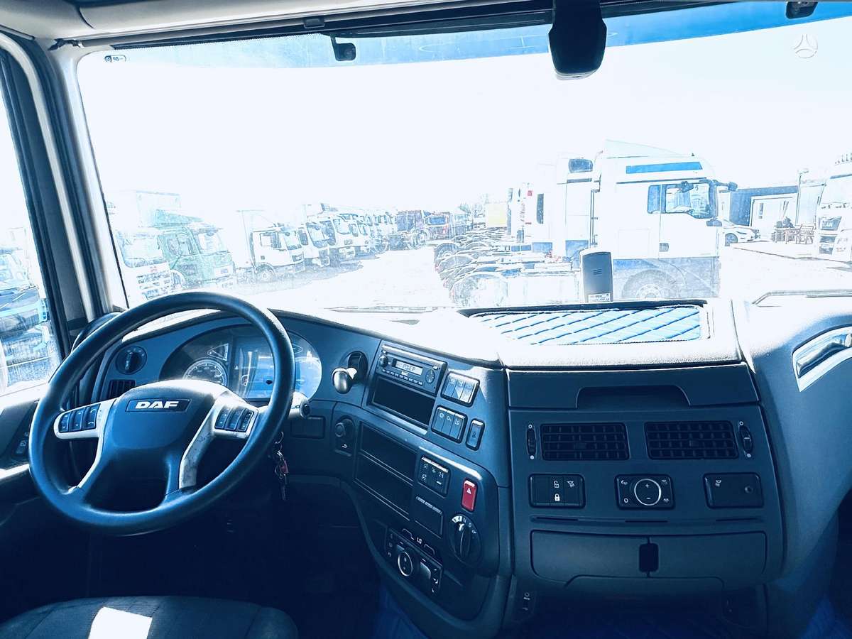 DAF XF 106.480 Mega Super Space Cab, double sleeper