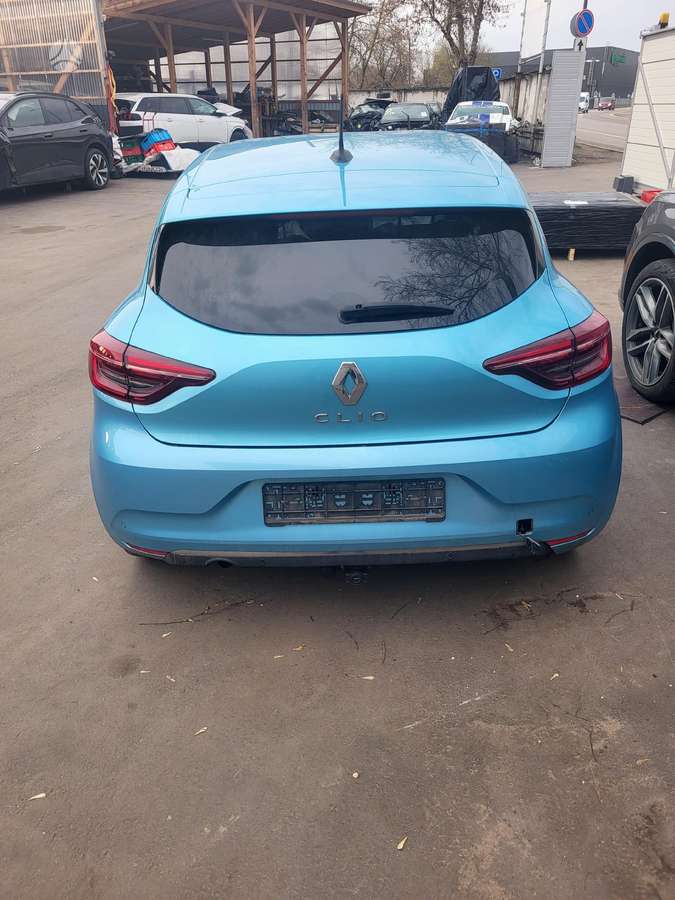Renault Clio по частям