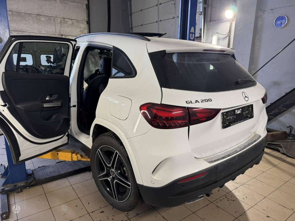 Mercedes-Benz GLA klasė dalimis