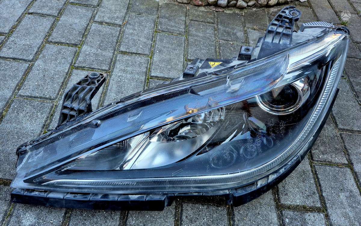 Chrysler Pacifica детали кузова