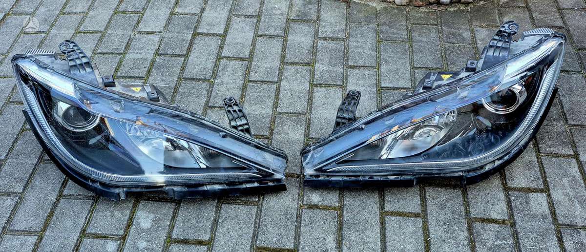 Chrysler Pacifica детали кузова