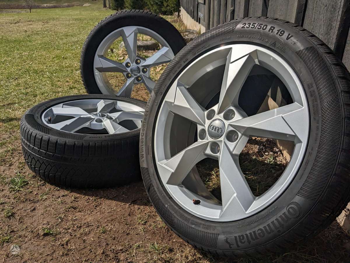 Audi Q3 originalūs, light alloy, R19