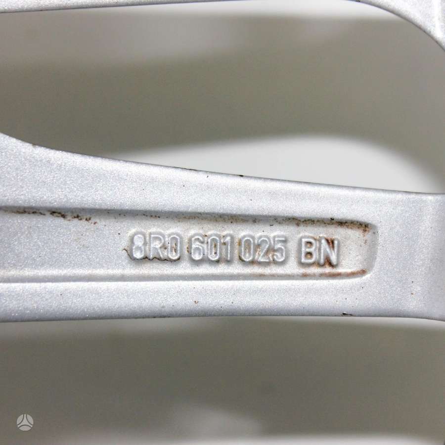 Audi Q5, lengvojo lydinio, R19