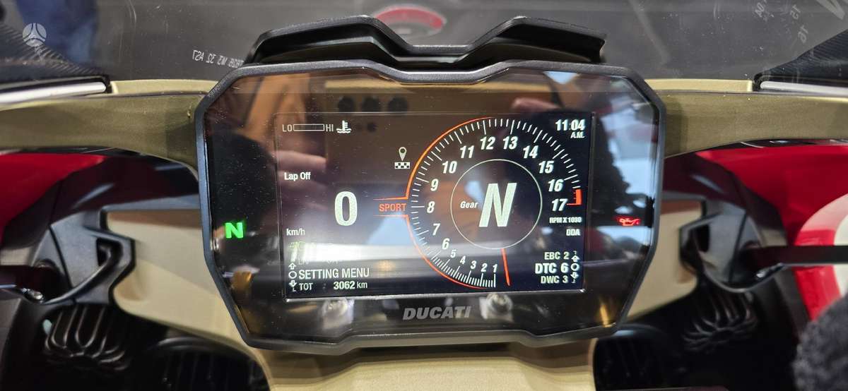 Ducati Panigale 998cc, спортбайки / superbikes