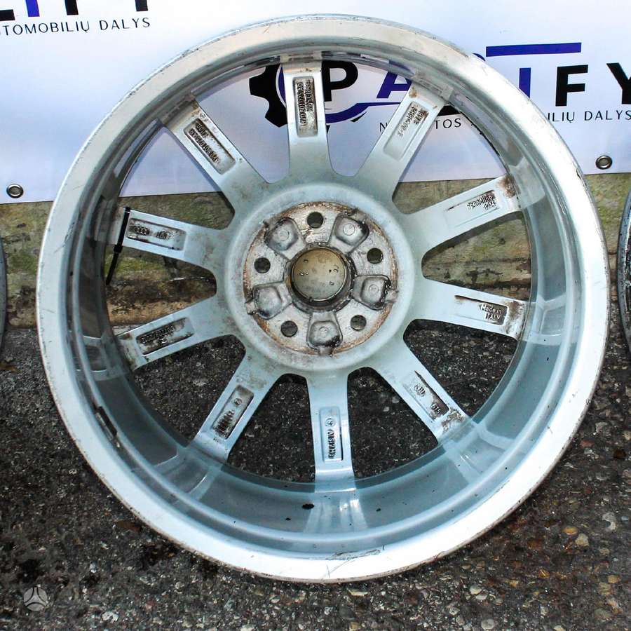 Audi A3, lengvojo lydinio, R18
