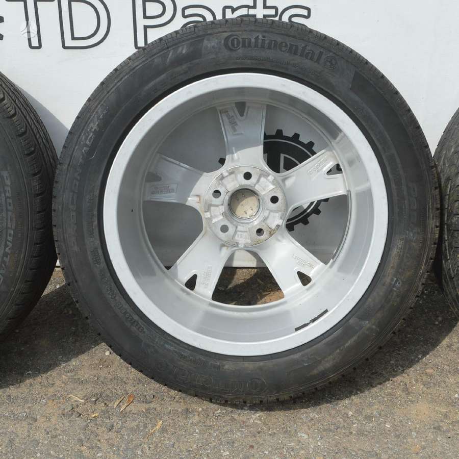 Audi B9, lengvojo lydinio, R17