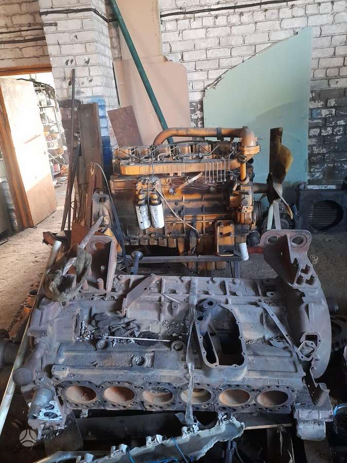 Liebherr 942, kāpurķēdes