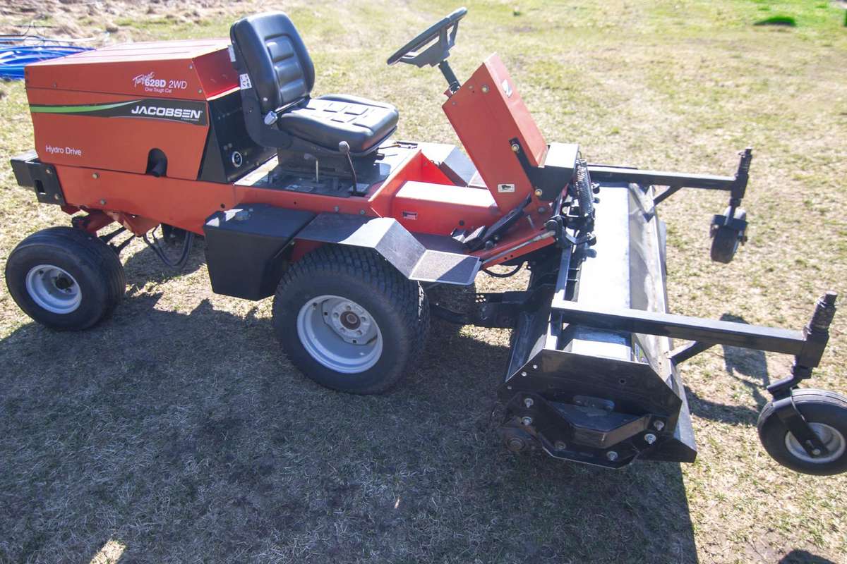 Jacobsen Turfcat 628D, žoliapjovės