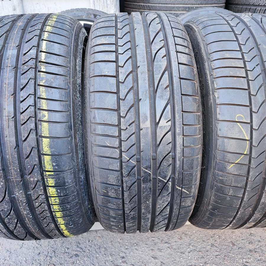 Bridgestone +225/40-18, летние 255/35 R18